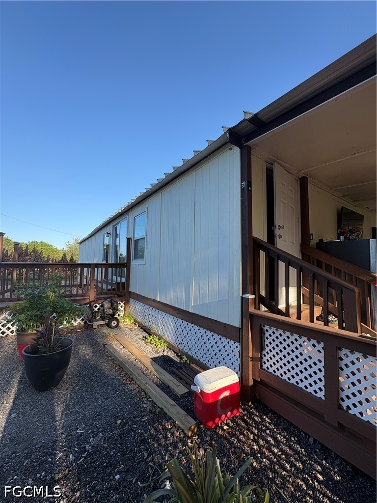 855 N Datil St Property Photo 3
