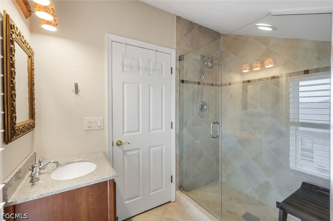 16861 Fox Den Property Photo 33