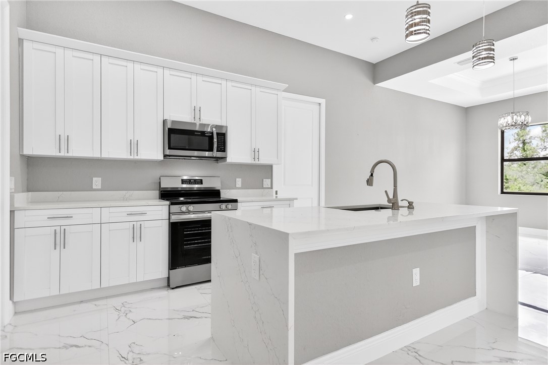 1114 Bari St E Property Photo 10