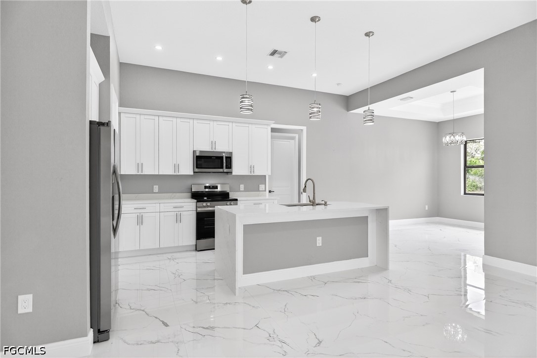 1114 Bari St E Property Photo 15