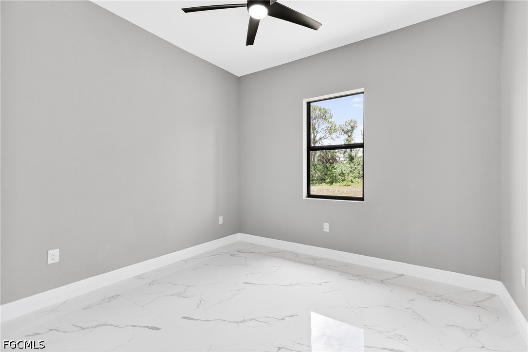 1114 Bari St E Property Photo 30