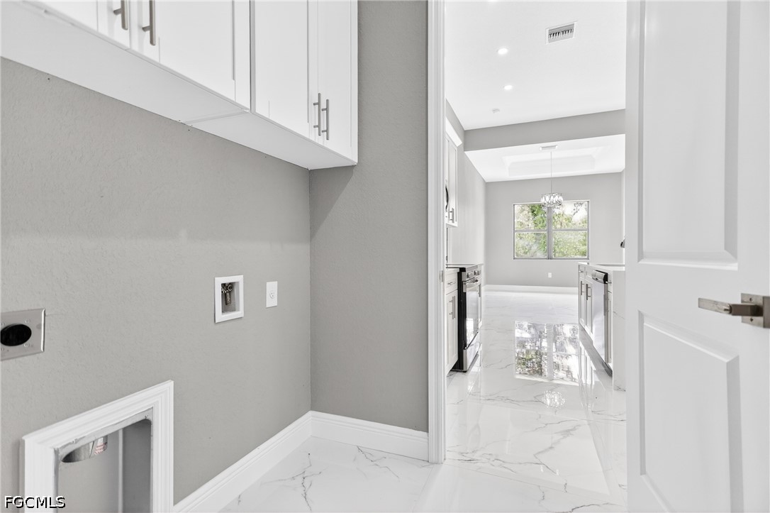 1114 Bari St E Property Photo 34