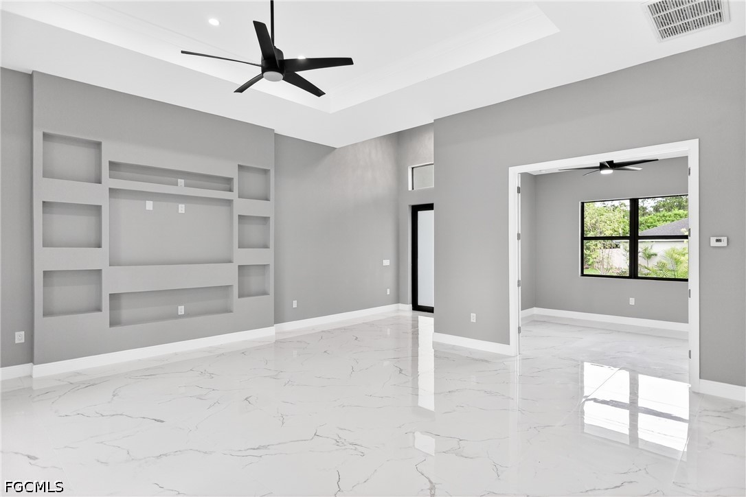 1114 Bari St E Property Photo 37