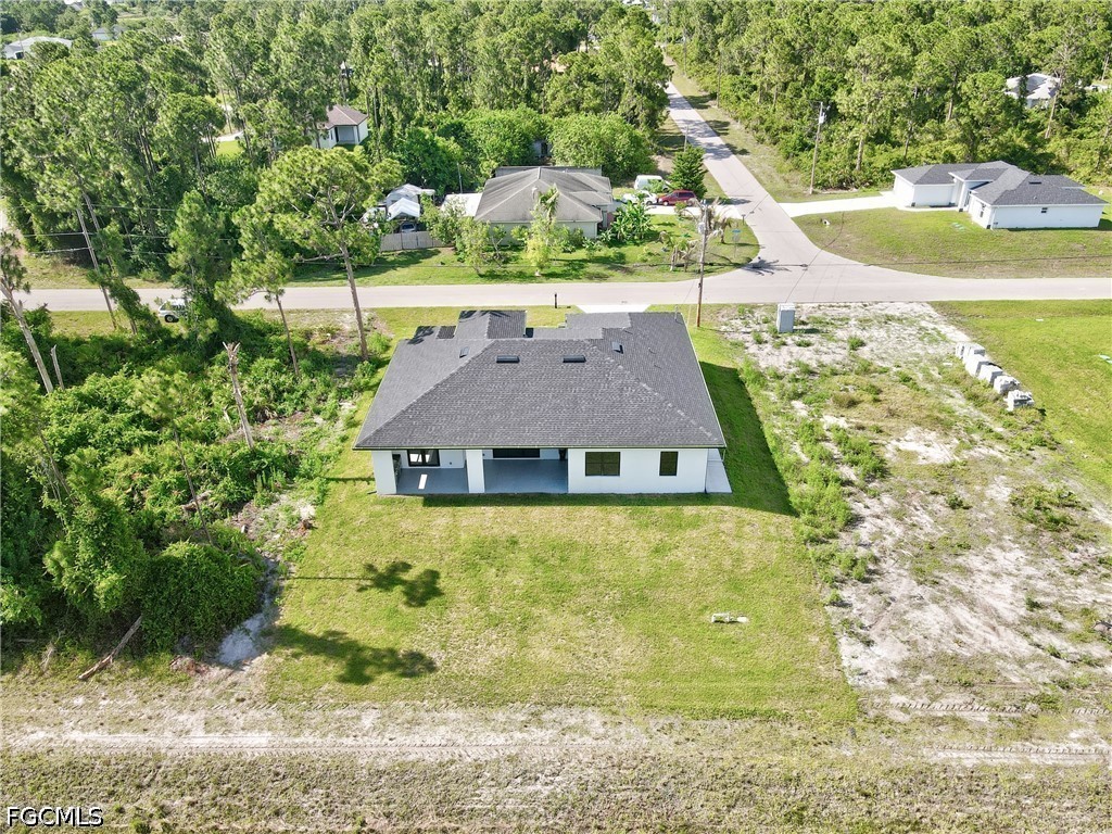 1114 Bari St E Property Photo 44
