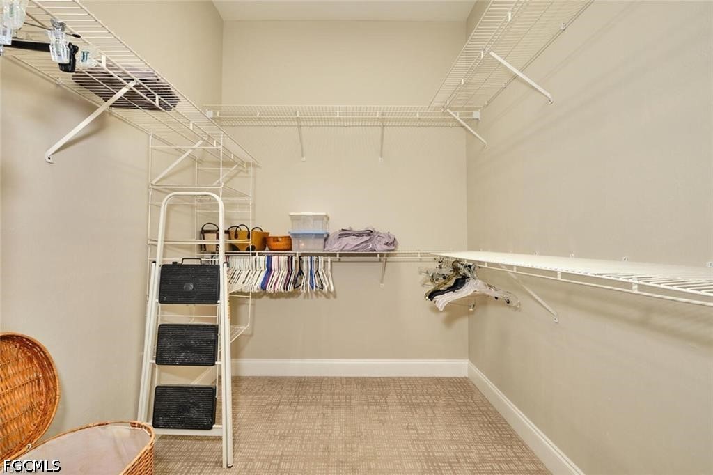 9240 Willowcrest Ct Property Photo 33