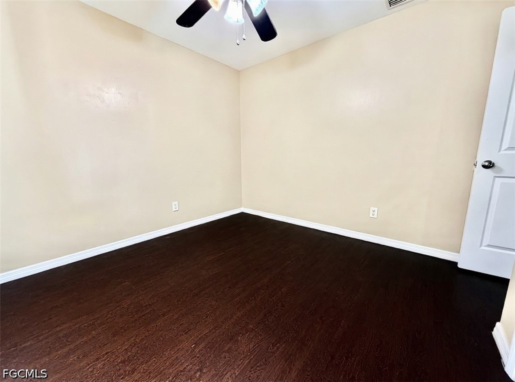 346 Bell Blvd S Property Photo 6