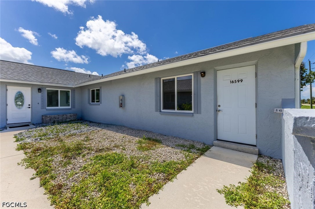 16595 Davis Rd Property Photo 4