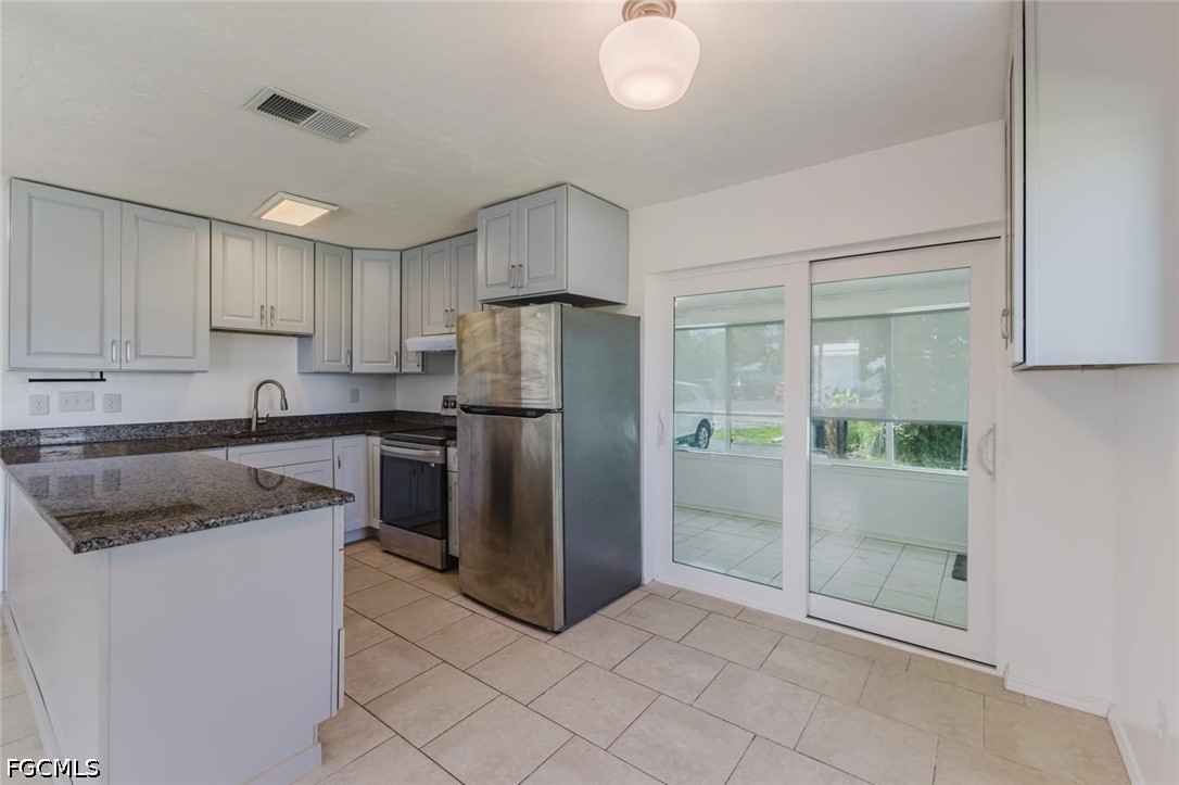 16595 Davis Rd Property Photo 16