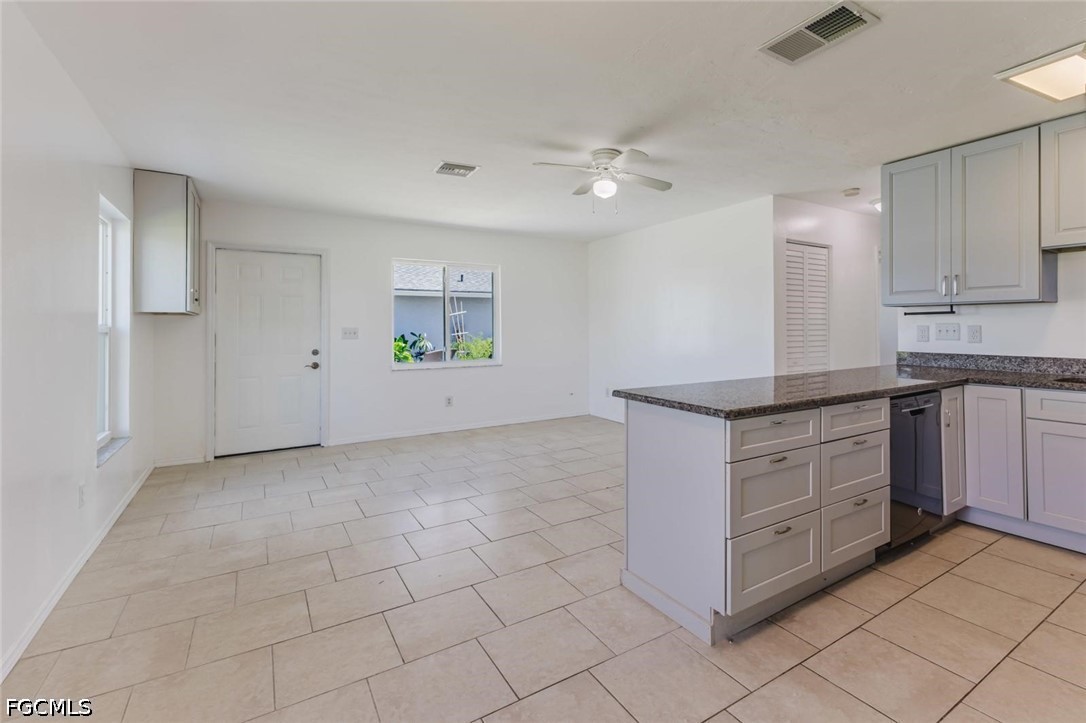 16595 Davis Rd Property Photo 17