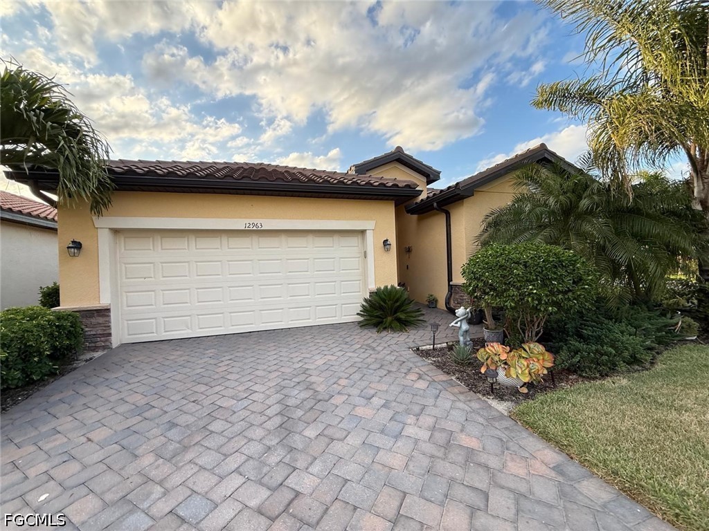 12963 Pemberton Way Property Photo 1