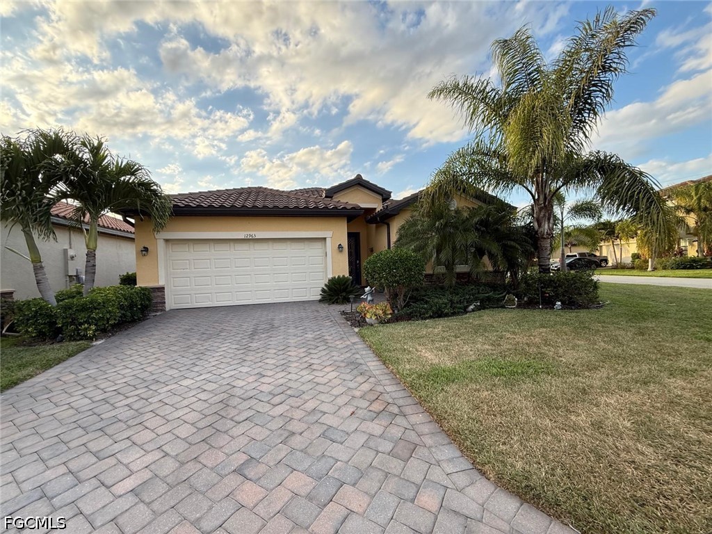 12963 Pemberton Way Property Photo 2