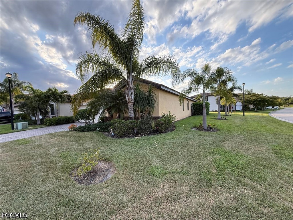 12963 Pemberton Way Property Photo 4