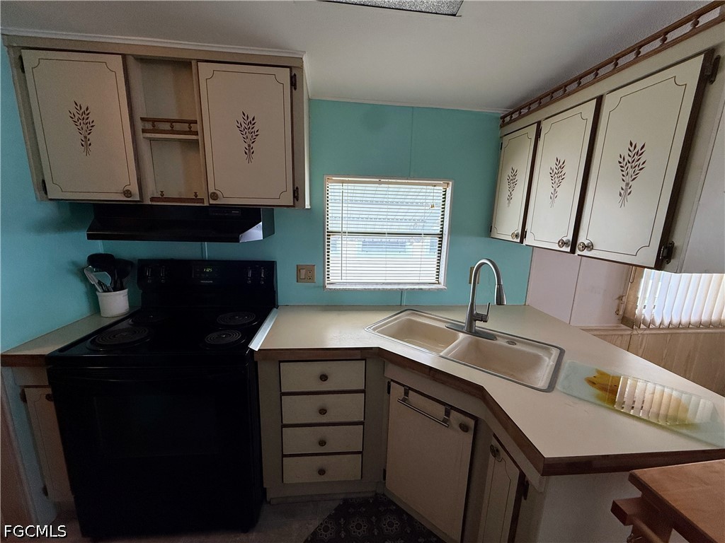 204 Sojourn Dr Property Photo 6