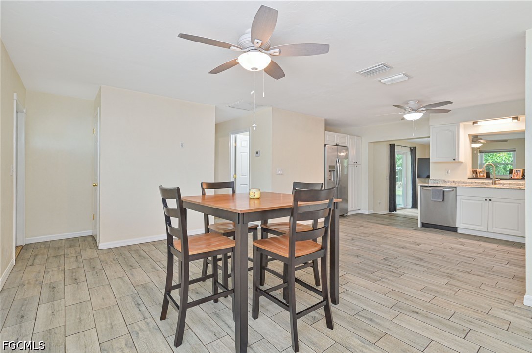 1130 Travis Ave Property Photo 5