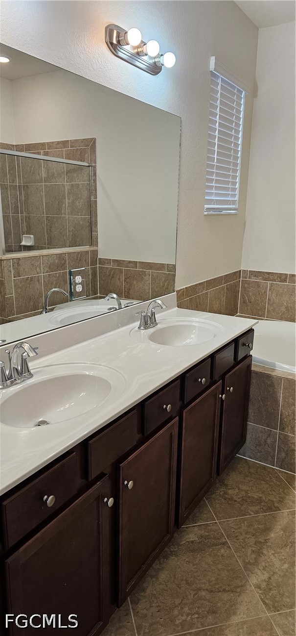 14312 Vindel Cir Property Photo 9