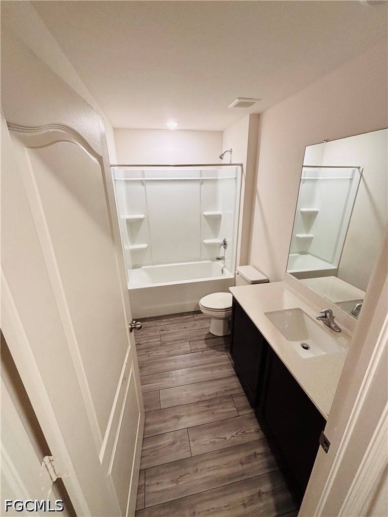 244 Loadstar St Property Photo 31