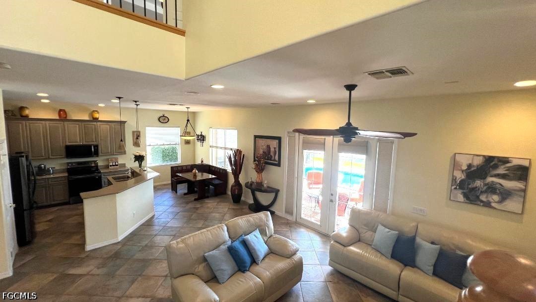 2560 Keystone Lake Dr Property Photo 18