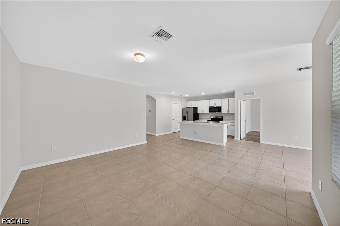 18546 Marlin Kite Ln Property Photo 7