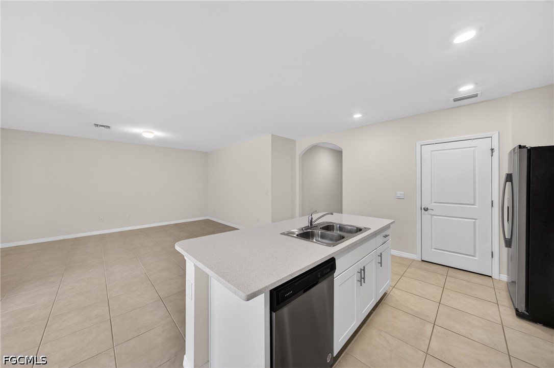 18546 Marlin Kite Ln Property Photo 14