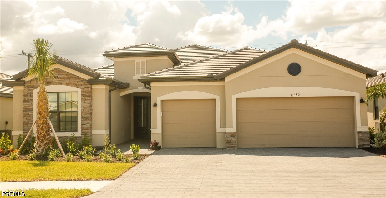 11380 Canopy Loop Property Photo 1
