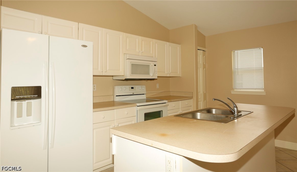 4754 Leonard Blvd S Property Photo 5