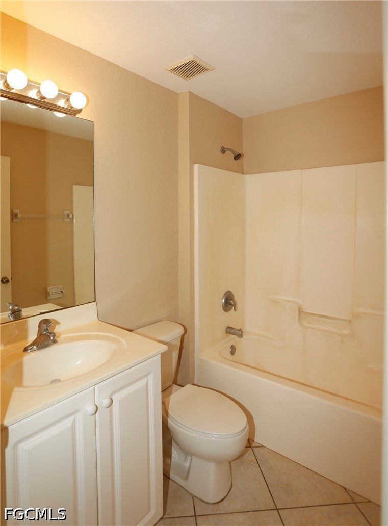 4754 Leonard Blvd S Property Photo 17
