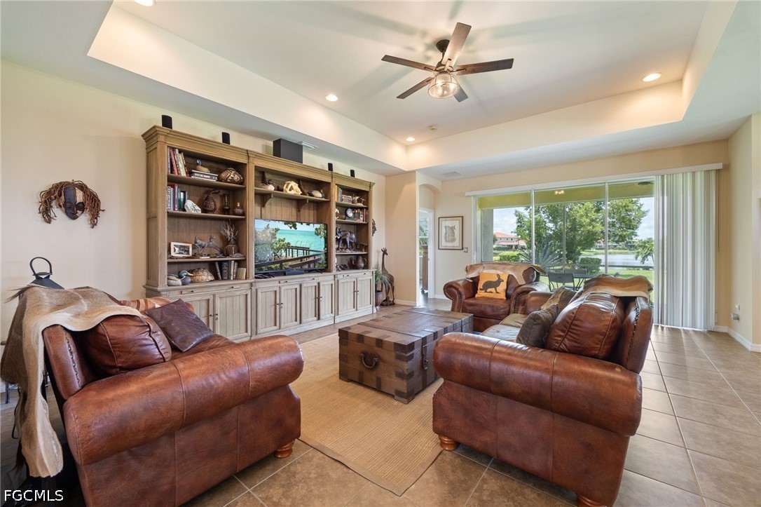 2466 Ashbury Cir Property Photo 14