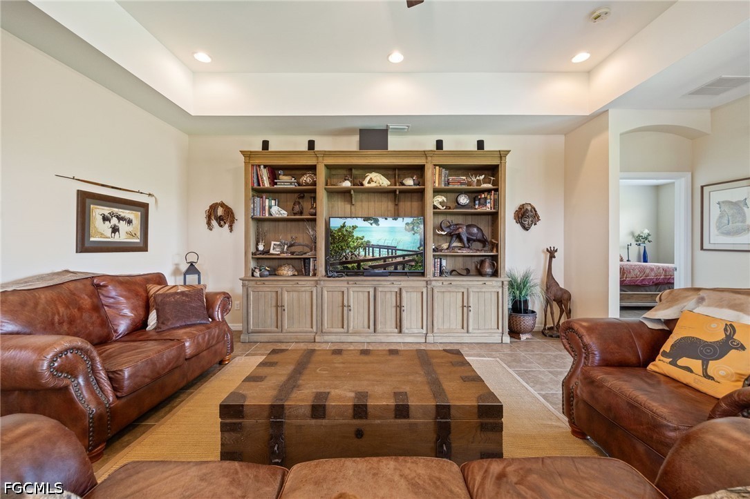 2466 Ashbury Cir Property Photo 15