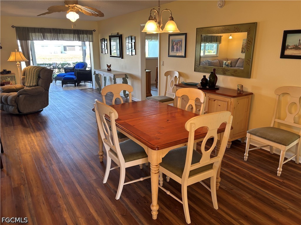 1515 Edgewater Cir Property Photo 13