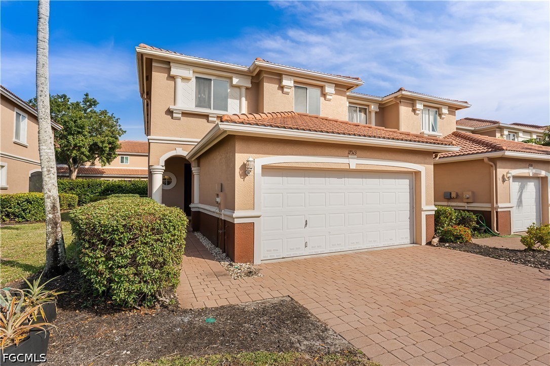 17513 Cherry Ridge Ln Property Photo 1