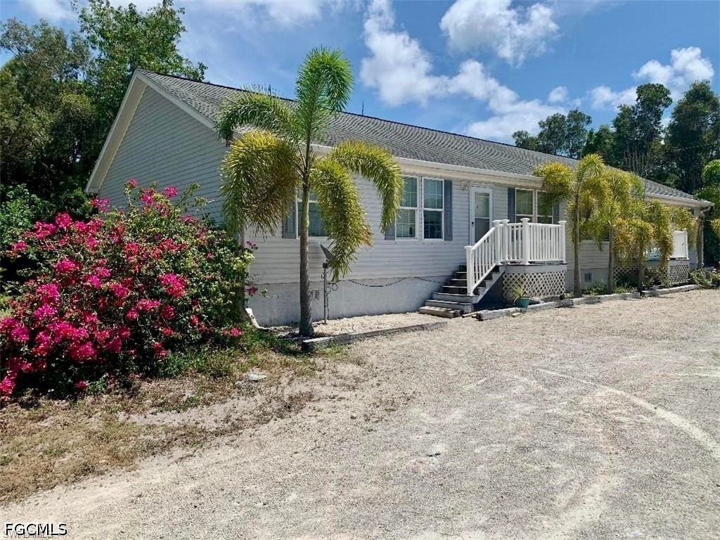 5527 Judith Rd Property Photo 2
