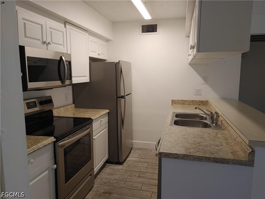 5311 Summerlin Rd 1109 Property Photo 4