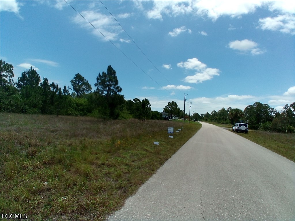 1021 Winters St E Property Photo 5