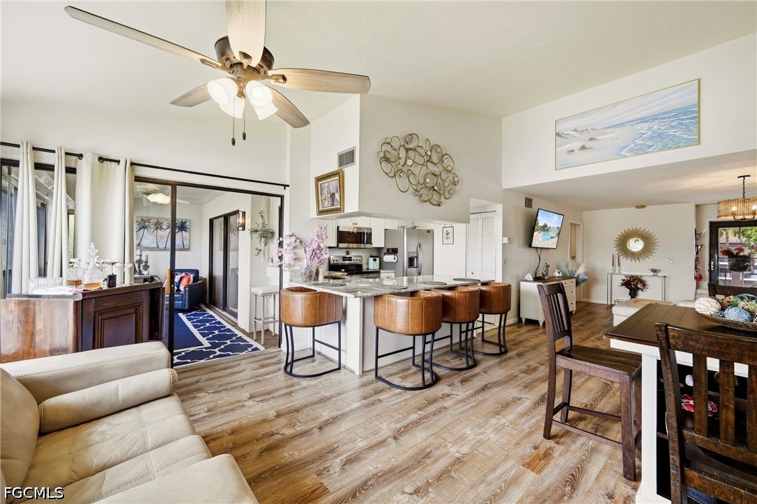 5830 Trailwinds Dr 824 Property Photo 1