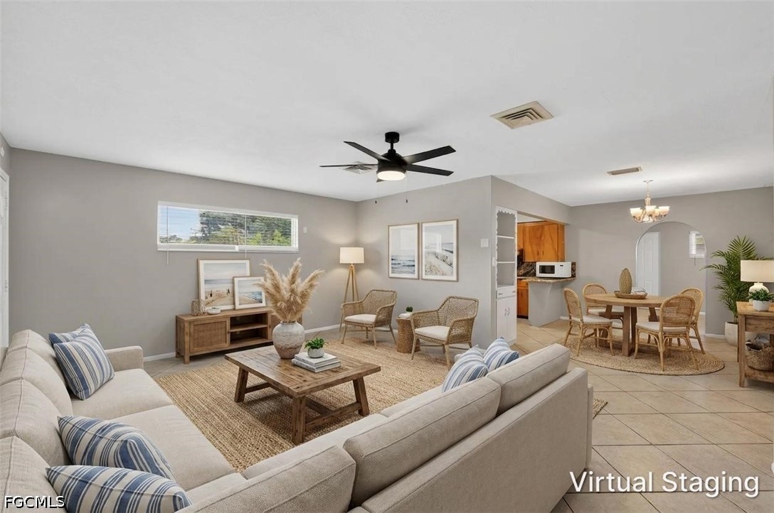 2505 Wood St Property Photo 8
