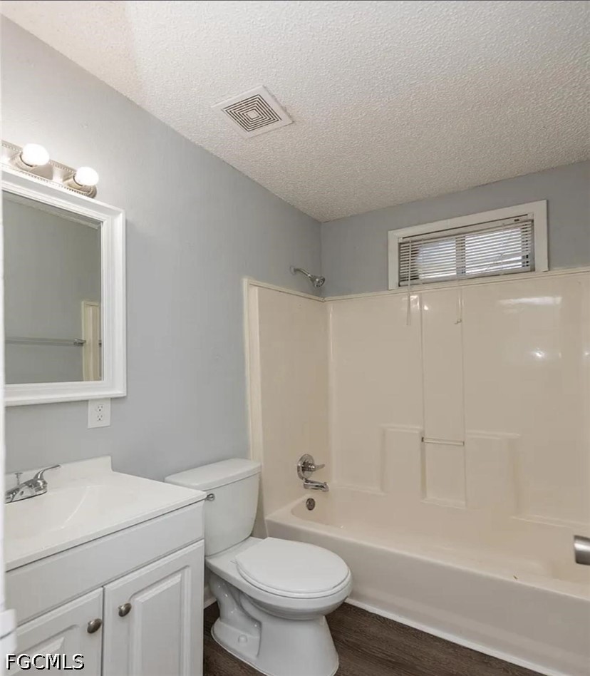 1539 Union St Property Photo 11