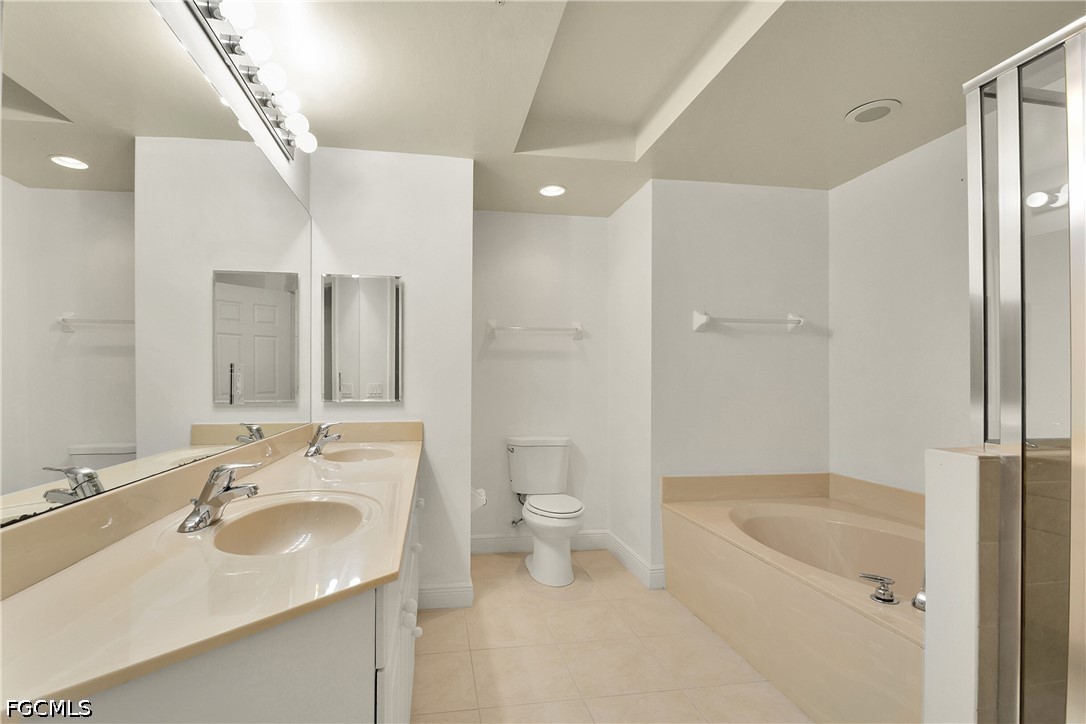 2743 1st St 1006 Property Photo 32