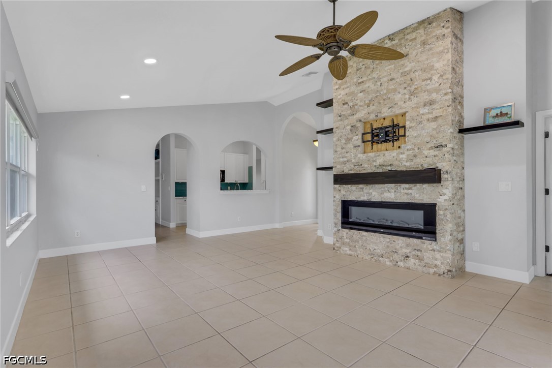 2232 Summersweet Dr Property Photo 6