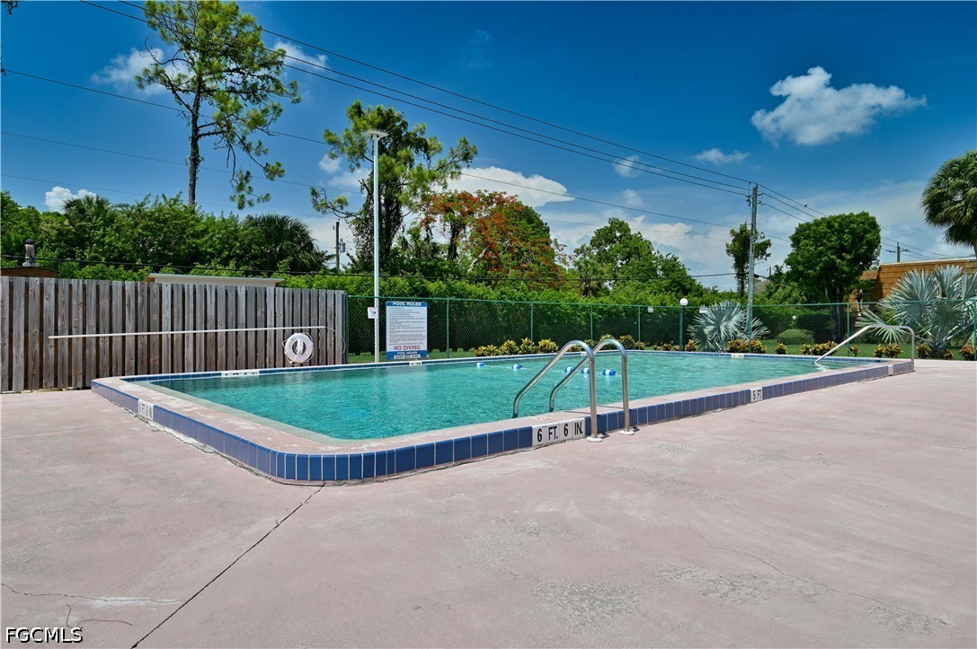 1520 Park Meadows Dr 2 Property Photo 31