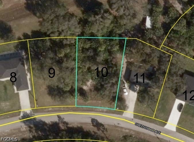 Greenwood Ave Property Photo 3