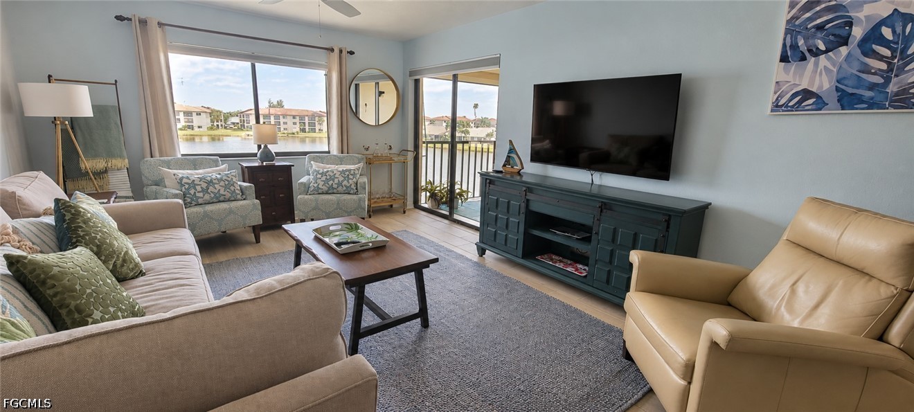 11250 Caravel Cir 306 Property Photo 3