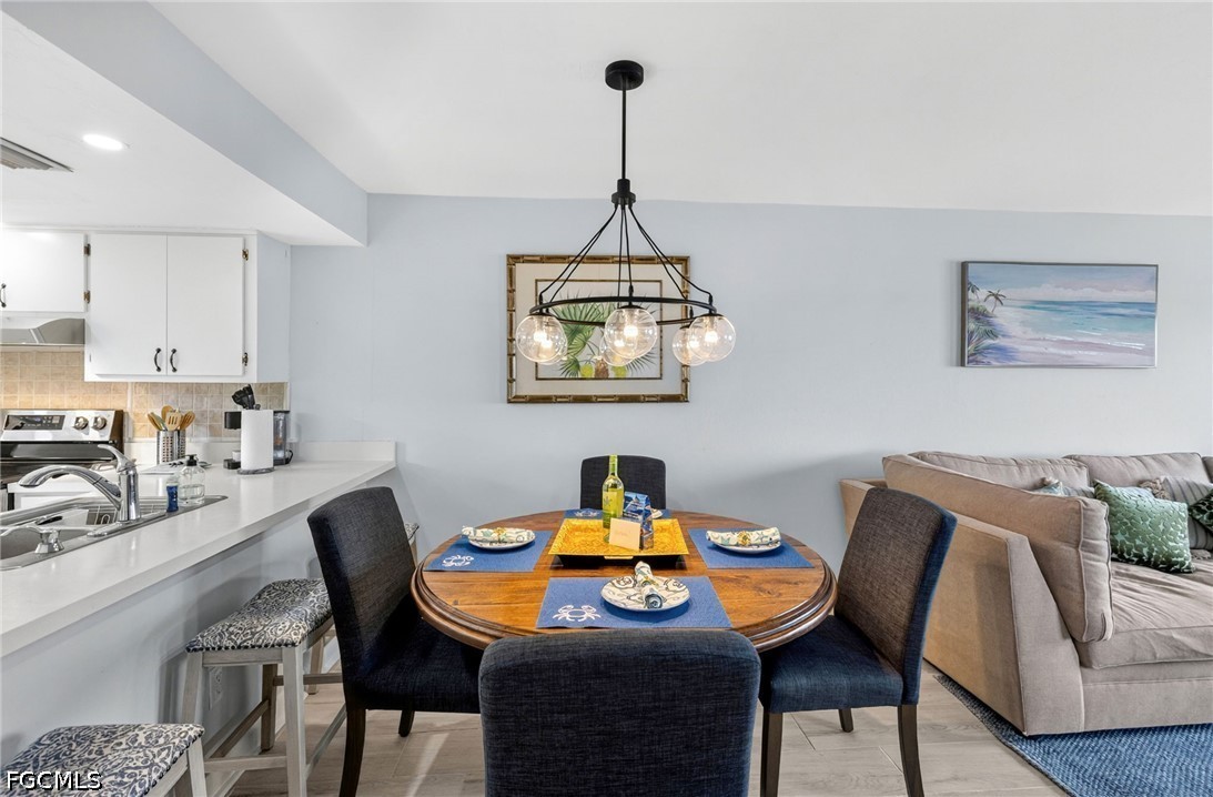 11250 Caravel Cir 306 Property Photo 10