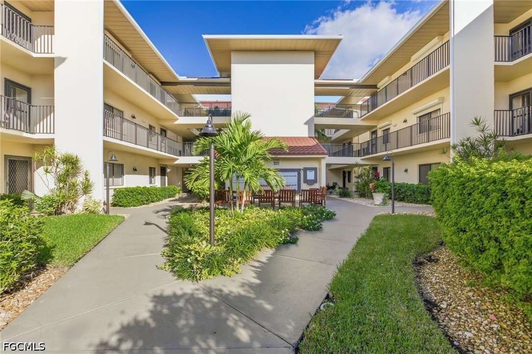 11250 Caravel Cir 306 Property Photo 30