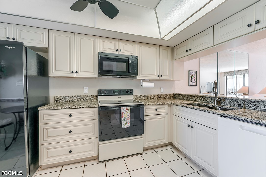 8400 Estero Blvd 903 Property Photo 15