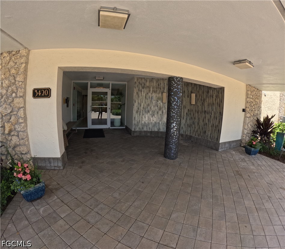 3420 Gulf Shore Blvd N 43 Property Photo 2