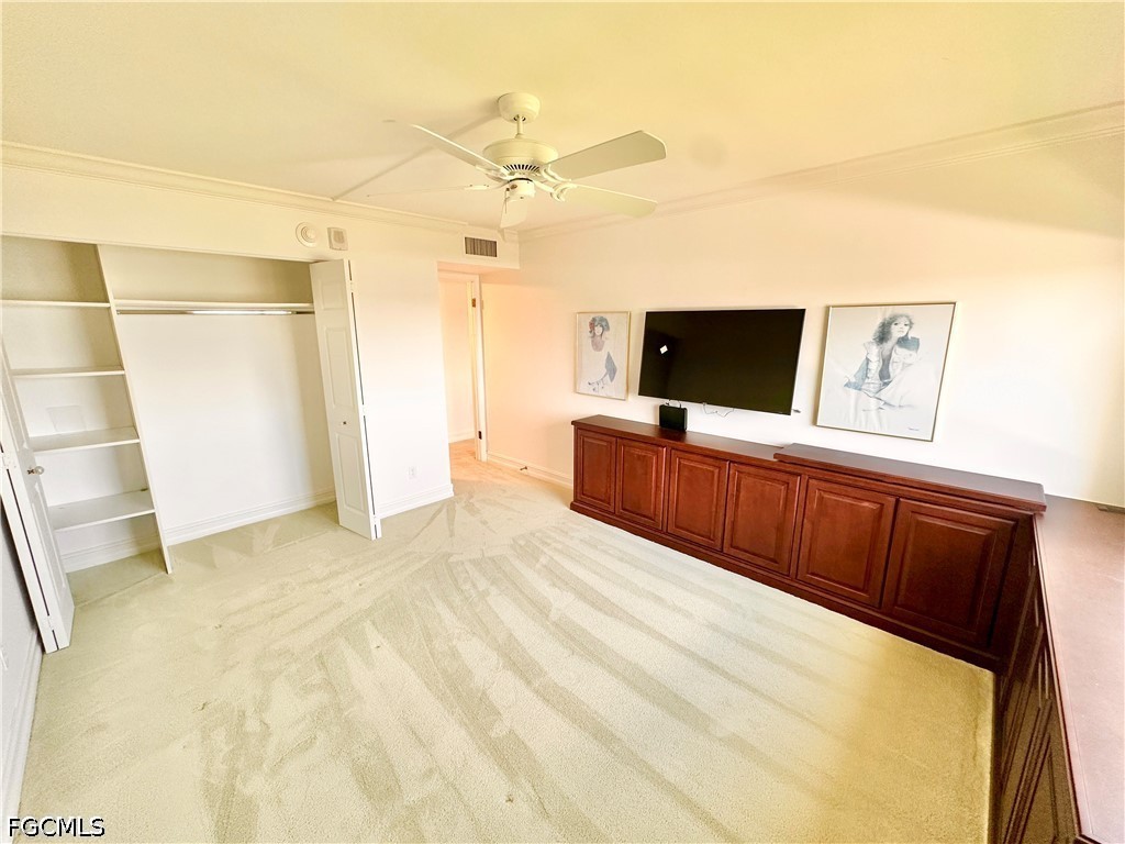 3420 Gulf Shore Blvd N 43 Property Photo 21