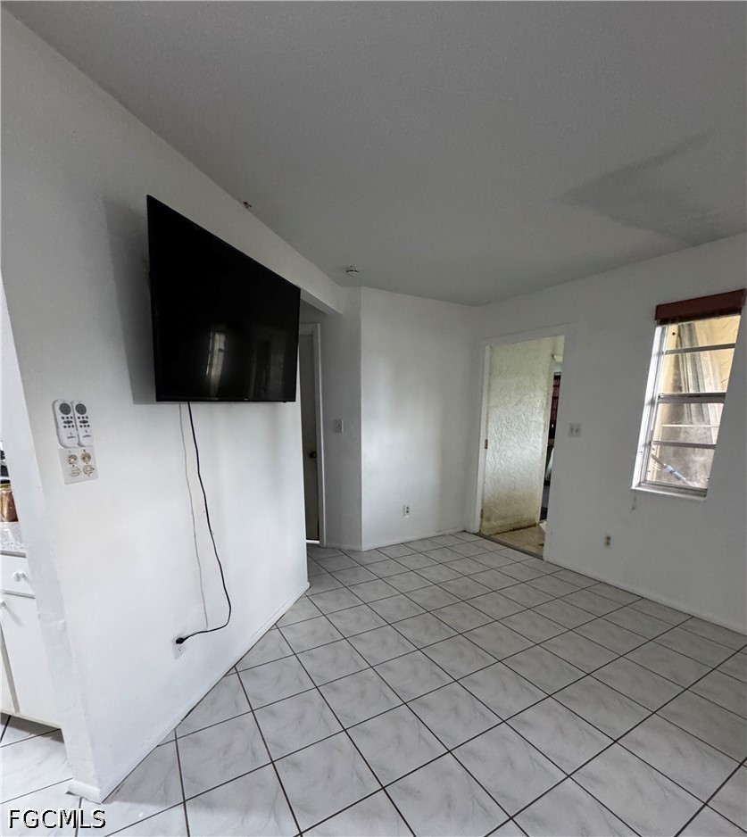 1434 Caywood Cir N Property Photo 4