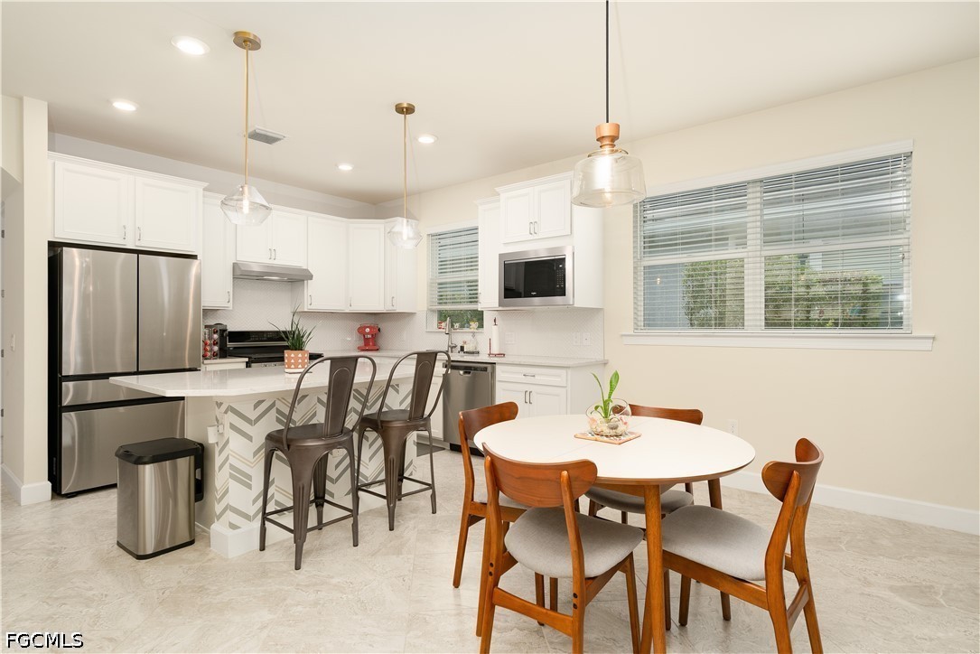 10779 Manatee Key Ln Property Photo 6