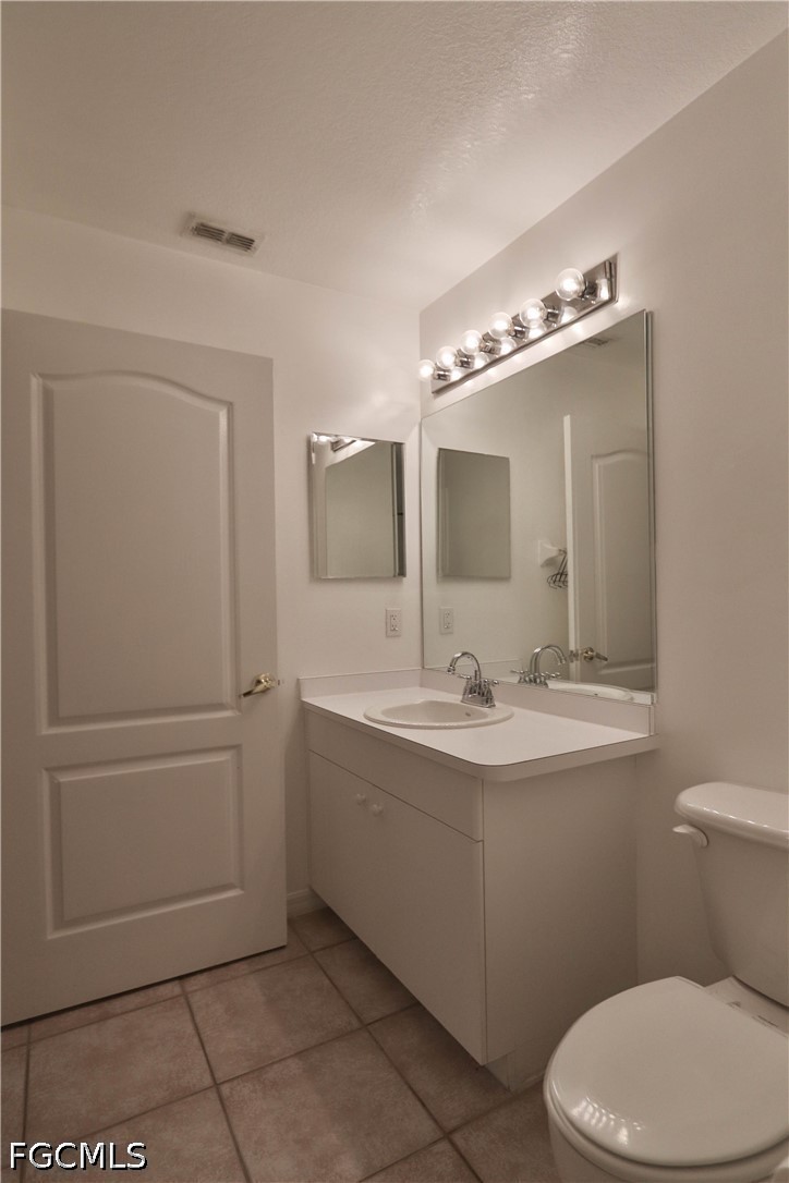 8550 Kingbird Loop 615 Property Photo 8