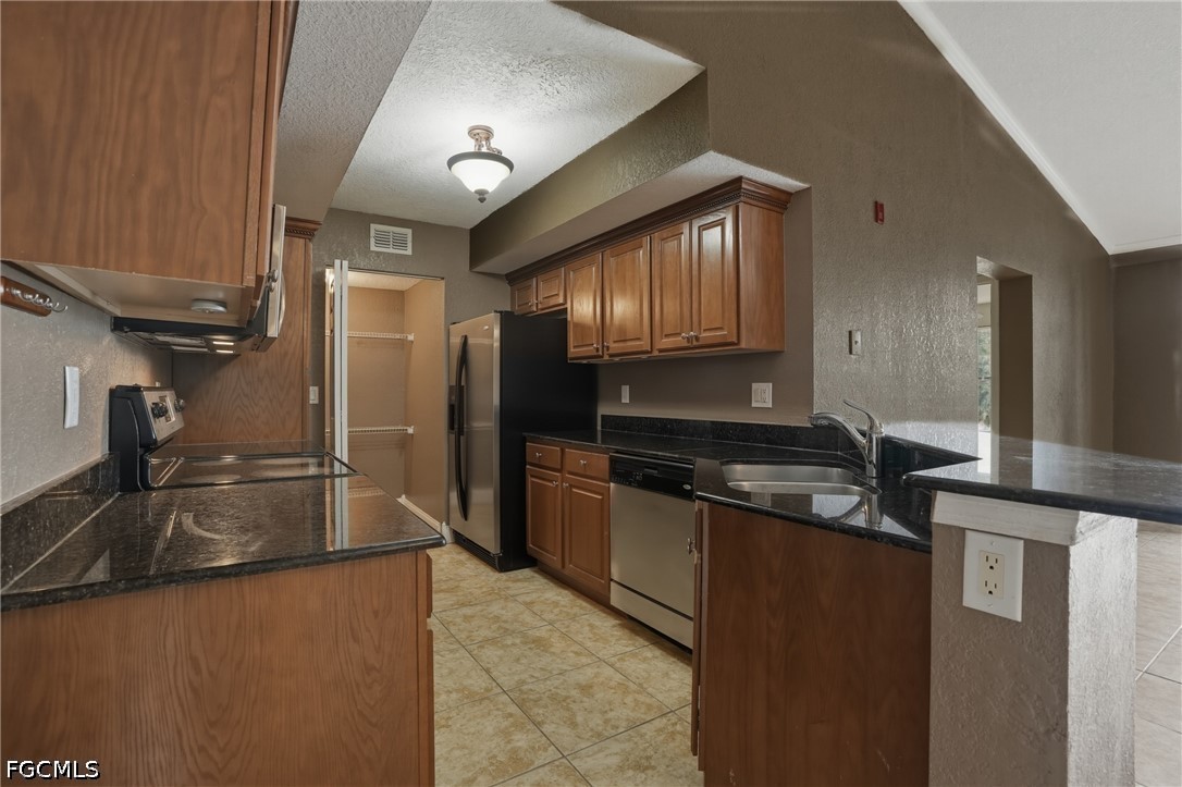 13515 Eagle Ridge Dr 525 Property Photo 12